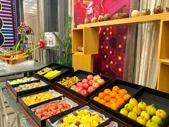 -元一希尔顿酒店·鲜切牛肉火锅禅自助餐厅