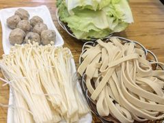 -鱼众不同·鸡公煲·烤全鱼(国顺路店)