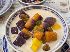 招牌手工芋圆系列-广信牛奶甜品世家(台东店)