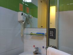 -7天酒店·广州天河公园地铁站店