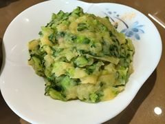-东口码头·烧鸽子·鱼头泡饼·地方菜(金鹰悦城店)