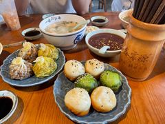 -鑫震源·苏式大虾生煎(山塘街店)