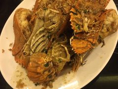 -J Daeng Seafood