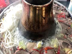 -撒拉人家.酸菜牦牛肉火锅