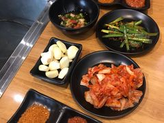 -肉甲韩国木炭烤肉(新壹街1店)