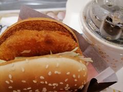 -麦当劳(杭州西湖银泰百货店)