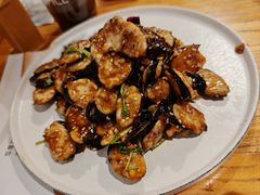 -苹果树下艺术餐厅(宋庄店)