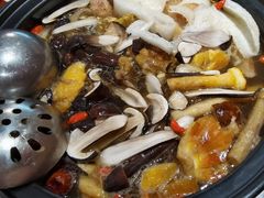 -菌之家·专业纯野生菌火锅·特色炒菌
