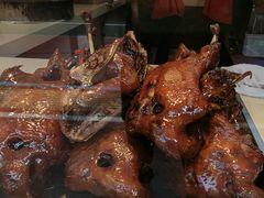 -王浩儿纪六孃甜皮鸭(乐山总店)