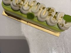 -星河吉酒店-BOND大堂吧·咖啡·简餐