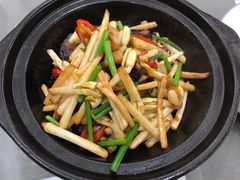 酱肉炒花生芽-天禧(西溪店)