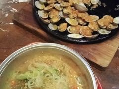 -何师烧烤·香辣蟹·川菜·30年老品牌(太古里旗舰店)