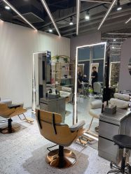 -PE SALON 