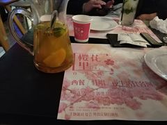 -樱花里音乐餐吧·牛扒椰子鸡(东圃店)