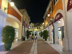 -佛罗伦萨小镇广佛名品奥特莱斯(疏港路店)