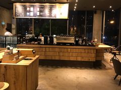 -星巴克臻选(湖滨道店)