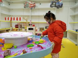 -莫莉幻想儿童乐园(北京天通苑华联店)