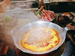 -湊湊火锅·茶憩(南京东路悦荟店)