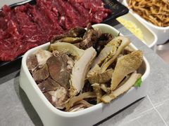 -宴全牛粤来越牛潮汕鲜牛肉火锅(海州万达广场店)