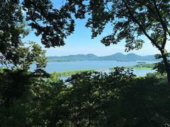 -宝石山