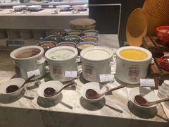 -筠咖啡西餐厅(上海国展宝龙丽筠酒店)