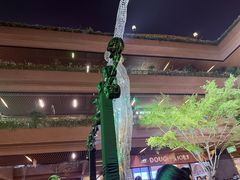 -瑞虹新天地月亮湾