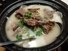 -徽湘园和马路串串火锅