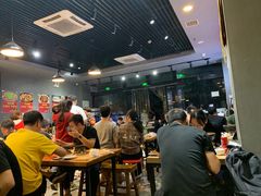 大堂-范贤光鸡公煲(平乐园总店)