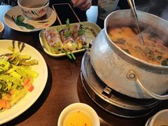 冬阴功-大头虾越式风味餐厅(光明广场店)