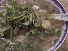-碑亭巷老王柴火馄饨