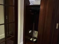 -茂名熹龙国际大酒店(人民广场高铁站店)