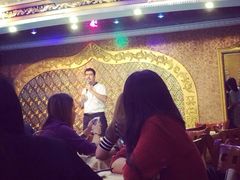 -维吾尔餐厅(宜山路店)