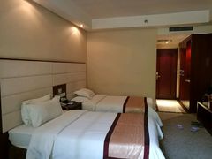 -兴芮温泉度假区