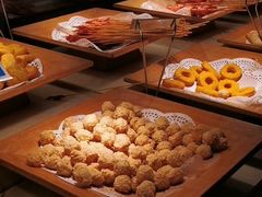 -蒙肥羊·酸汤潮牛·鲜牛肉火锅烤肉自助(岗顶店)