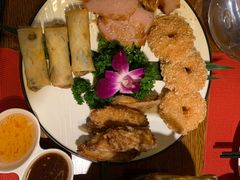 明泰谷拼盘-明泰谷泰国餐厅(正大广场店)