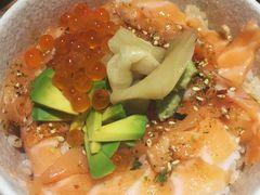 三文鱼亲子饭-初居食屋日式料理(万象城购物中心店)