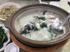 砂锅鱼头-鱼水情·农家菜·大鱼头(南山竹海店)