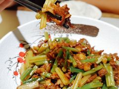 小炒黄牛肉-慕湘精致湖南菜(水贝店)