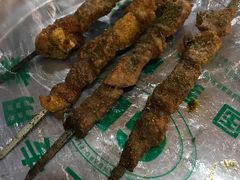 -布尔津河堤夜市