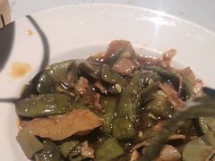 五花肉焖豆角-关东小磨东北菜(漕河泾印象城店)