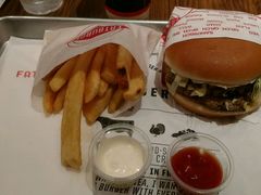 -FATBURGER 特富客汉堡(外交公寓店)