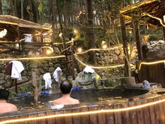 -温汤大酒店餐厅