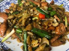 酸菜大肠-旺富东海大酒楼(海鲜街店)
