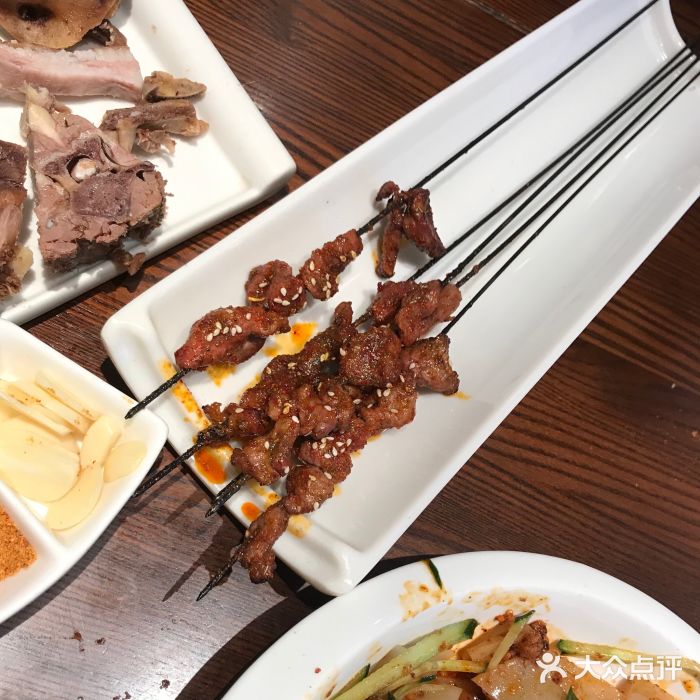 沙力海(北大街店)生烤羊肉串图片