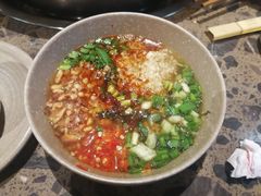 -肖肖酸萝卜鱼火锅(总店)