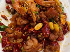 -老东镇啤酒屋海鲜加工·蒸汽海鲜·海鲜烧烤(台东店)