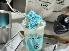 -HOT CRUSH趁热集合·现烤面包(上海环球港店)