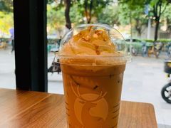 拿铁-瑞幸咖啡(广东外经贸大厦店)