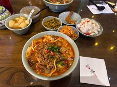 -粉家柳州螺蛳粉(杨宅路店)