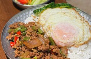 Pork and Egg Fried Rice with Spicy Sauce